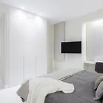 Alcantara Apartment